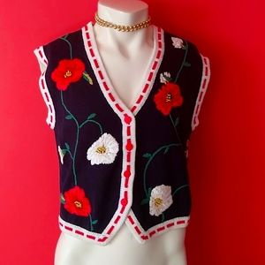 Designer sequel vest sz est (mens Lg- XL)Ladies 12-14   $48 + free scarf